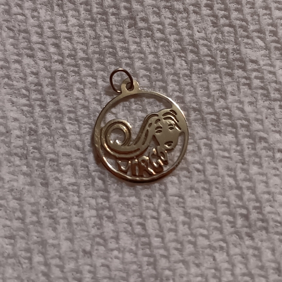 Zales Jewelry - Zales Gold Zodiac Pendant Necklace
